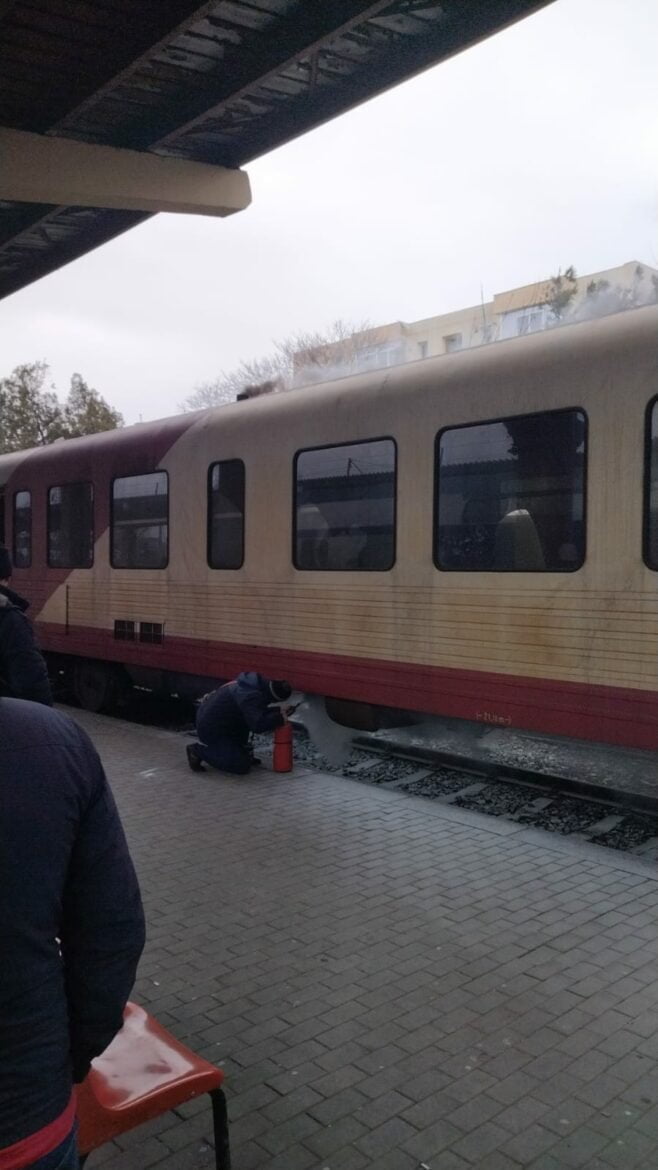 Rusine sefilor Regiotrans, in trenul Dorohoi-Iasi minim 20 copii au inghetat alaturi de restul calatorilor